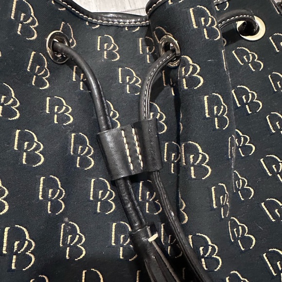 Dooney & Bourke monogram drawstring bucket bag - Picture 4 of 15
